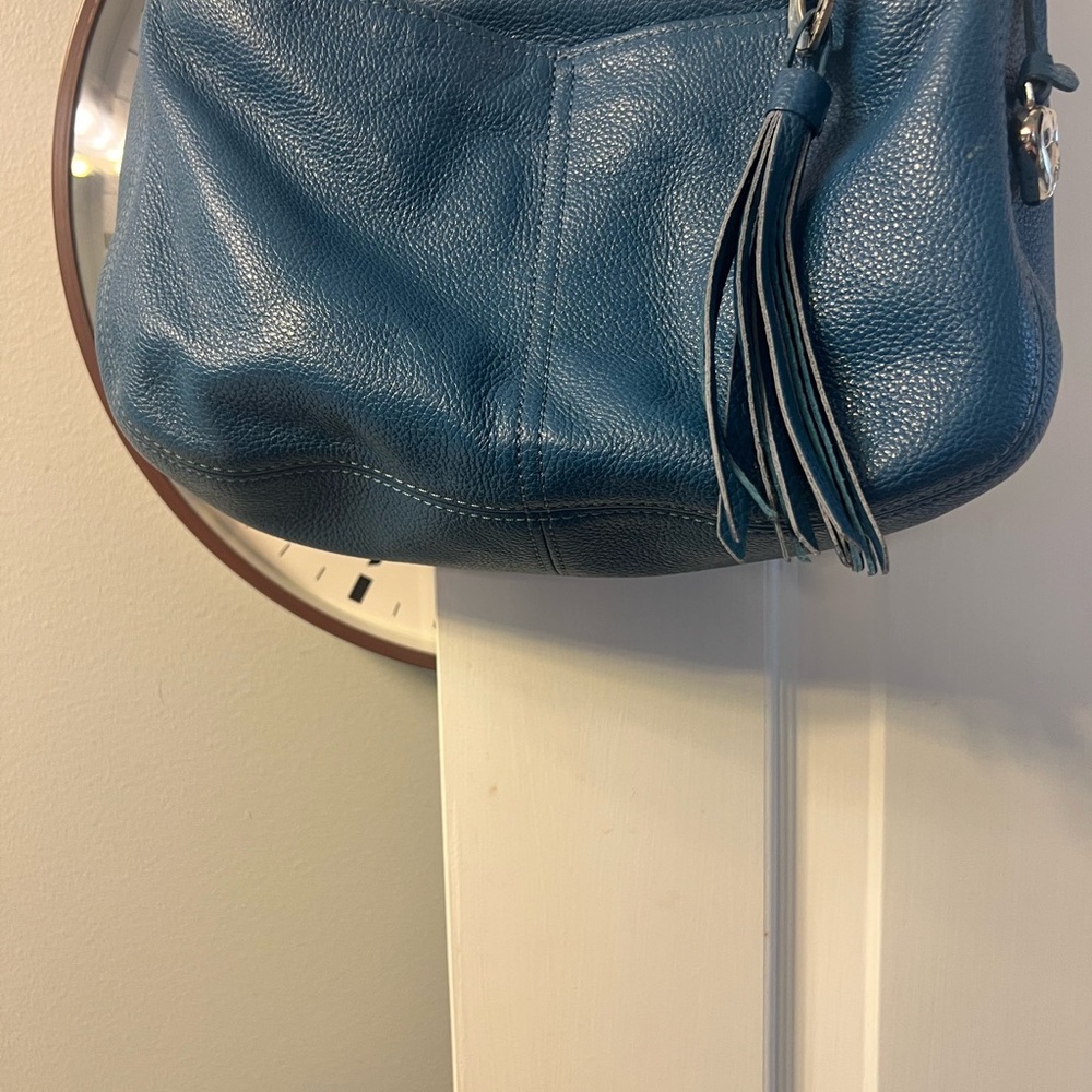 Brighton teal leather hobo shoulder bag with tassel pull - Picture 2 of 13